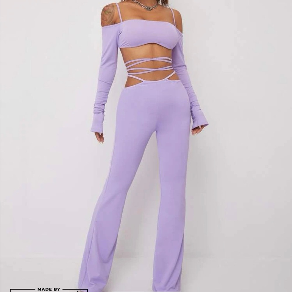 SHEIN Cold Shoulder Crisscross Top w Cutout Flare Pants